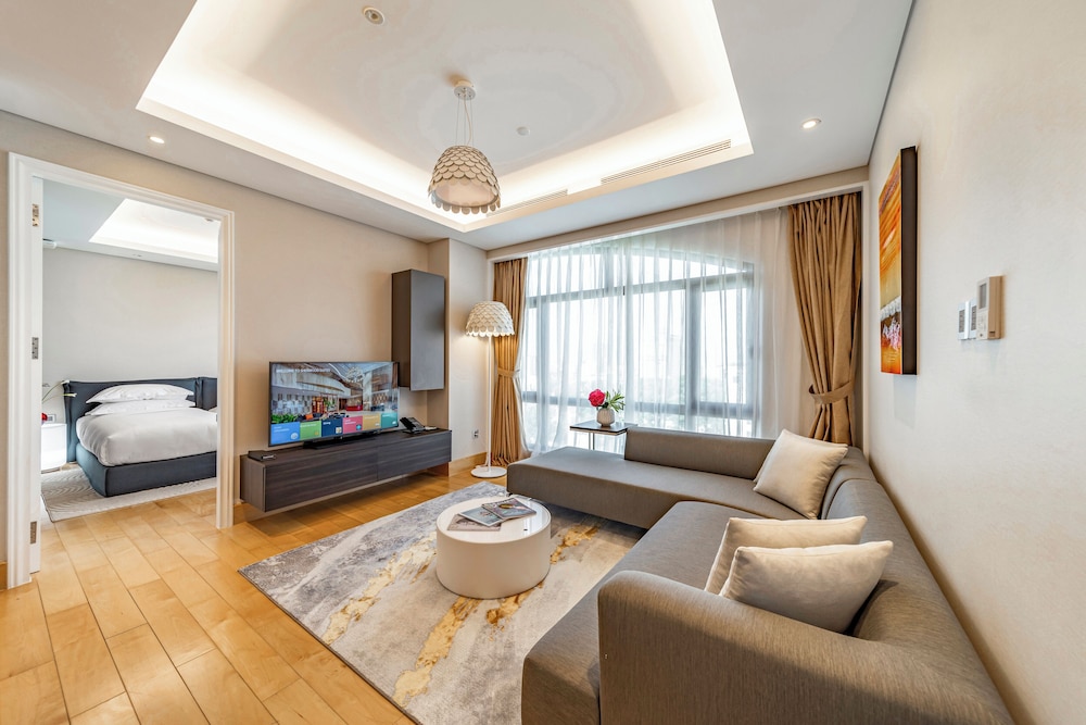 Family Suite, City View