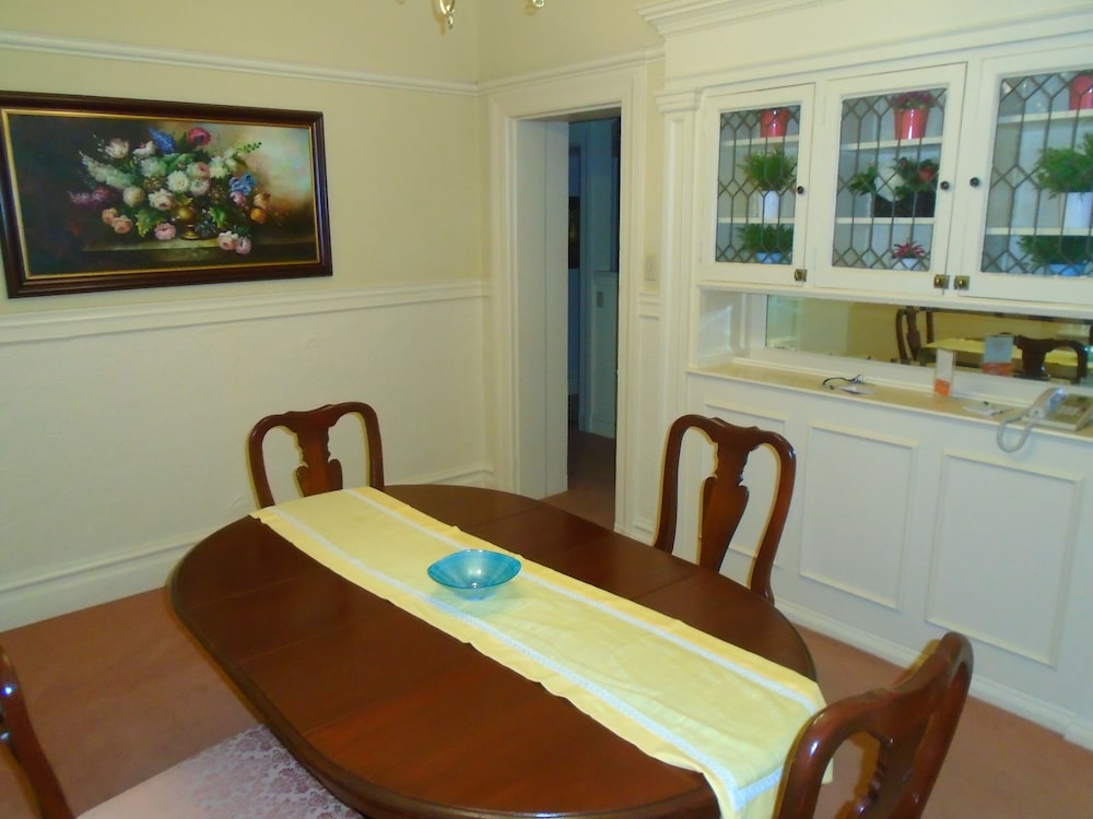 Family Suite, 1 Bedroom thumbnail 5