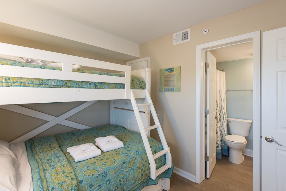 Family House, 3 Bedrooms, Ocean View, Sea Facing photo 2