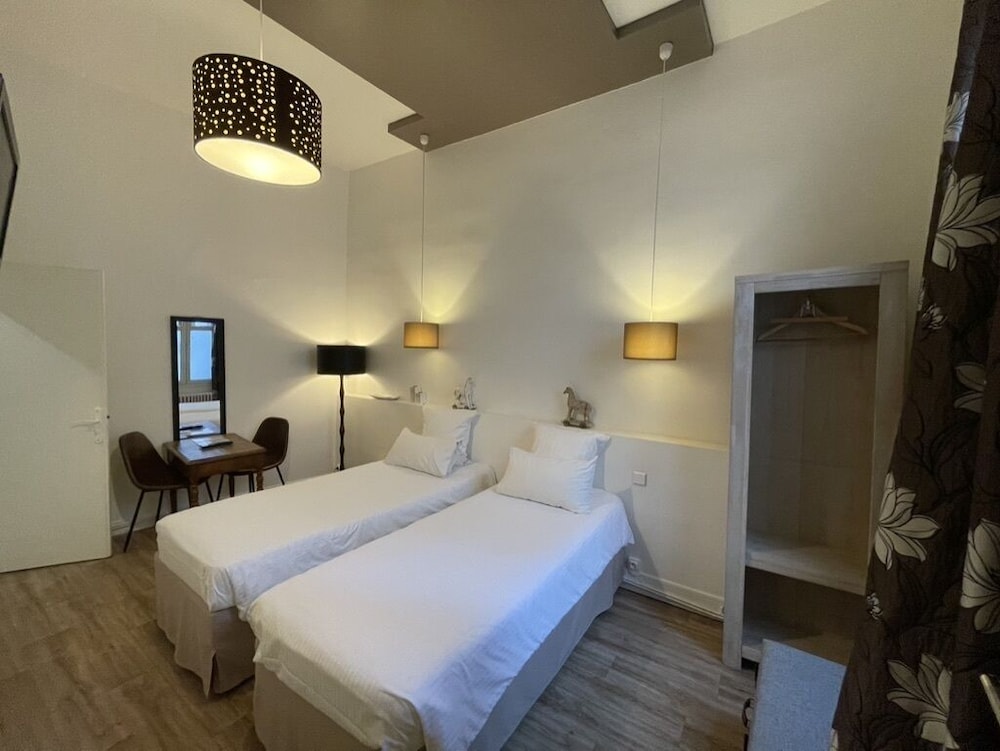 Comfort Twin Room, 2 Twin Beds photo 3