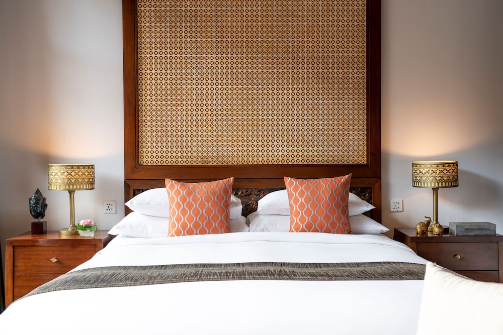 Yin & Yang Special Package - Daily Free Flow Drinks and unlimited Spa photo 3