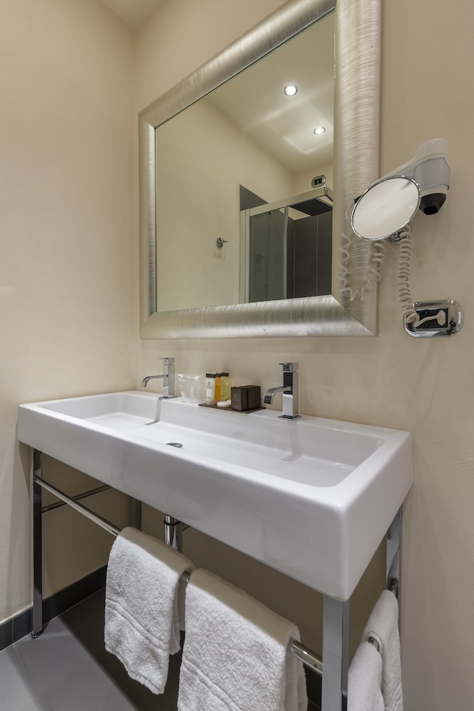 Double Room - Photo 46