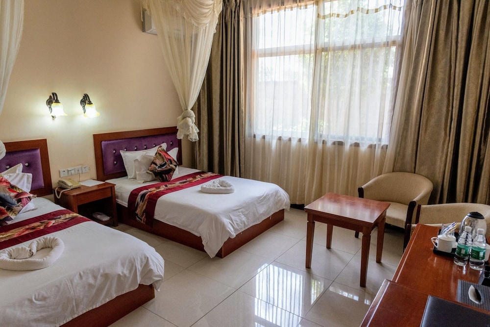 Standard Twin Room photo 3