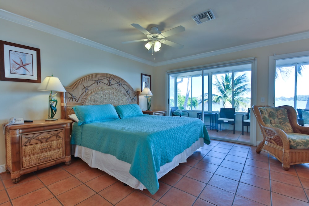 Tortuga Inn #256 (No Elevator, Stairs only)