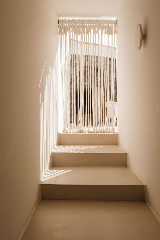 Signature Suite, Jetted Tub, Sea View - Photo 25