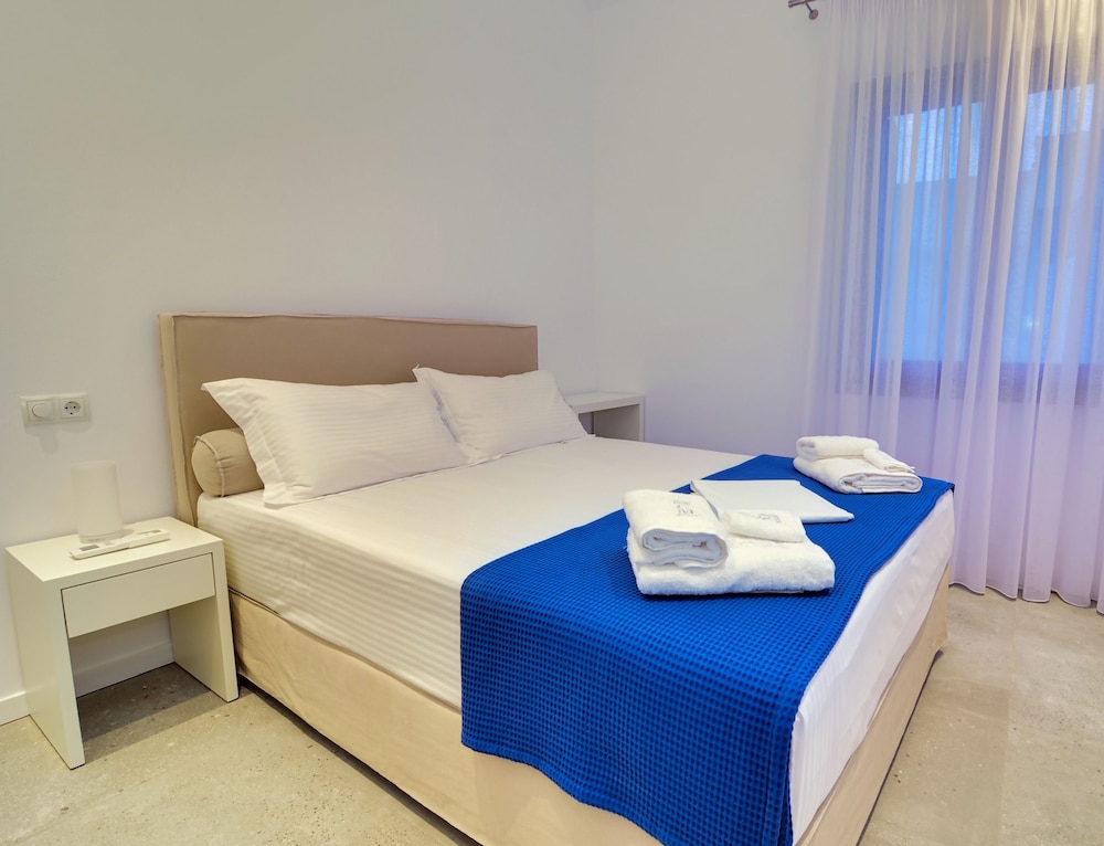 Apartment, 3 Bedrooms, Terrace