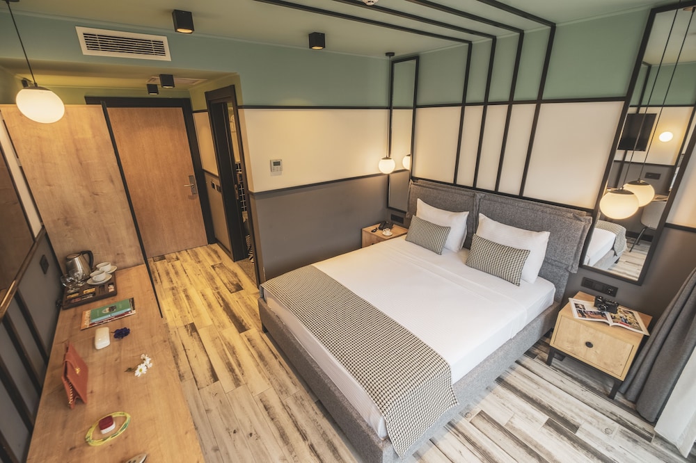 Standard Room - Photo 9