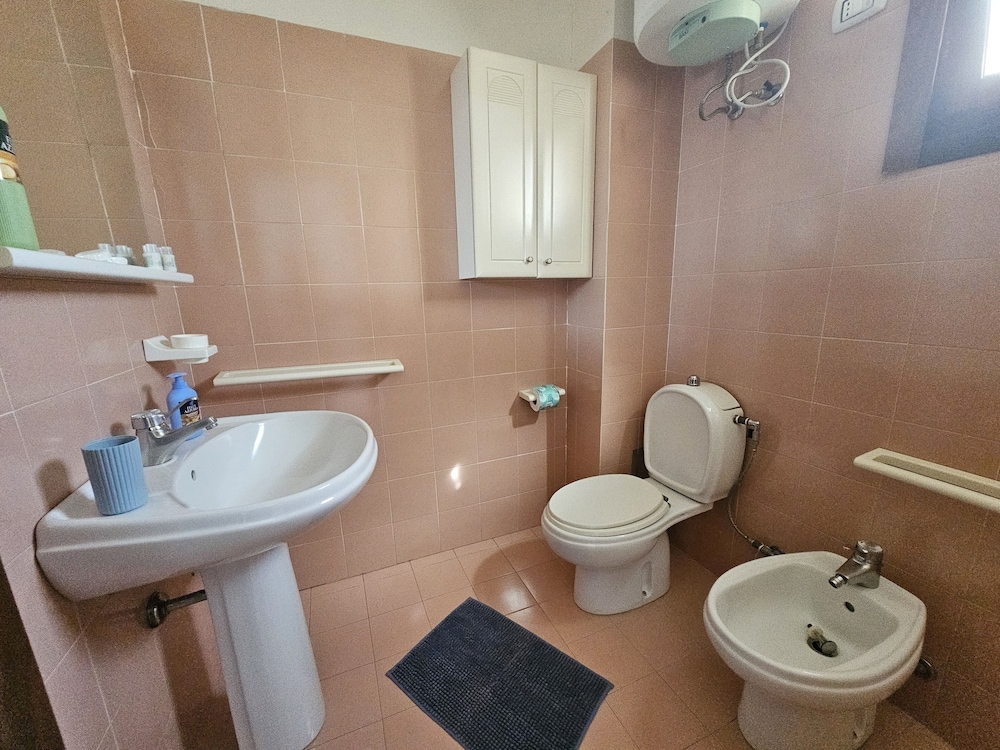 Comfort Apartment, 1 Bedroom, Balcony, City View photo 3