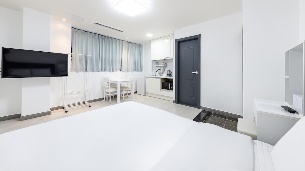 Basic Room, 1 Bedroom (103) photo 2