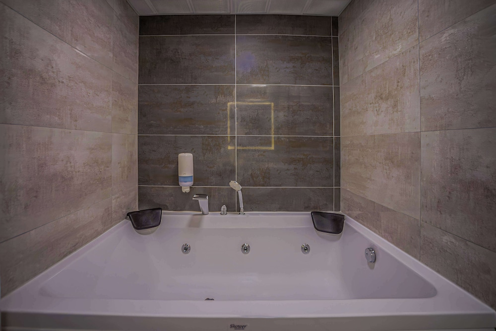 Suite, 1 King Bed, Jetted Tub, Sea View (Living Room;with Single Sofabed)