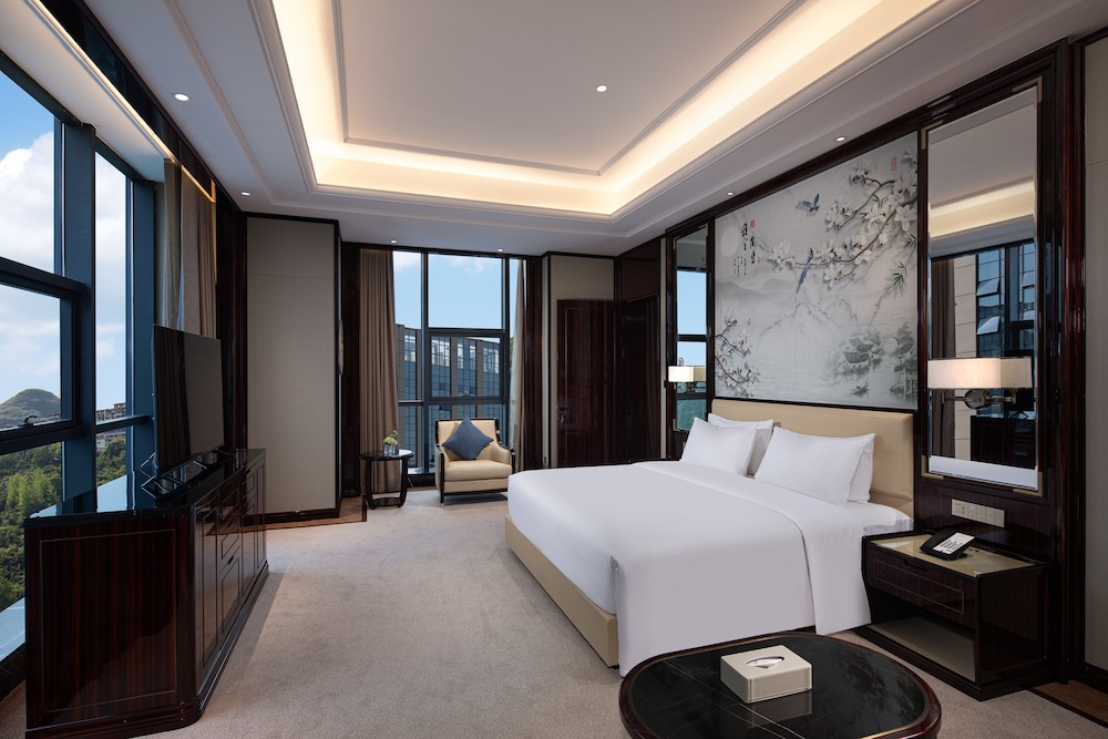 Club Suite (Grand) - Photo 1