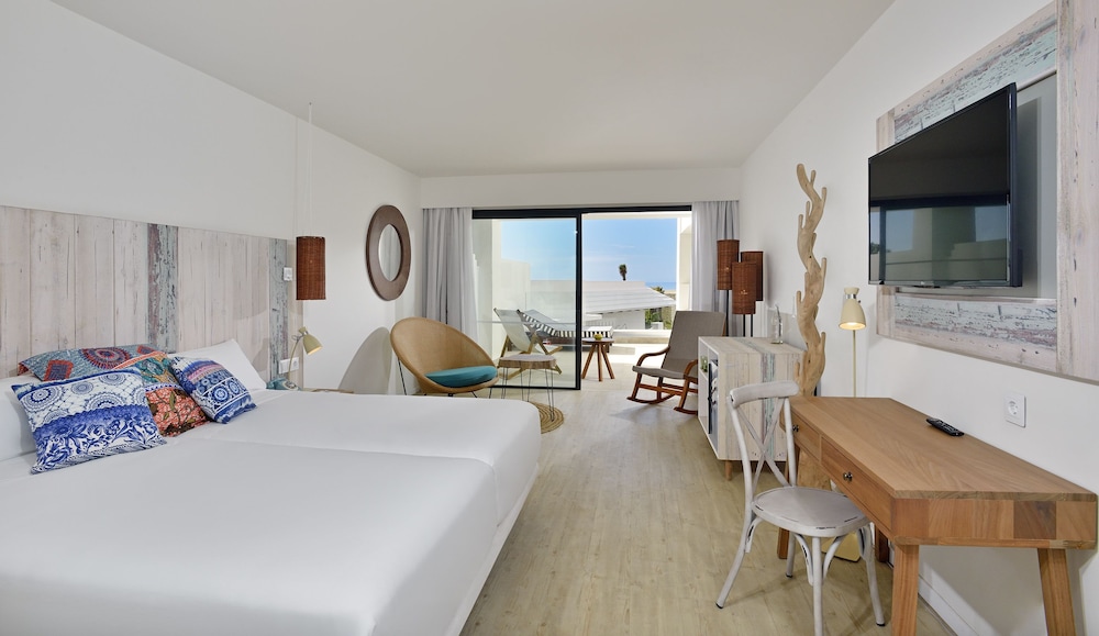 Innside Room Sea View (3AD) thumbnail 5