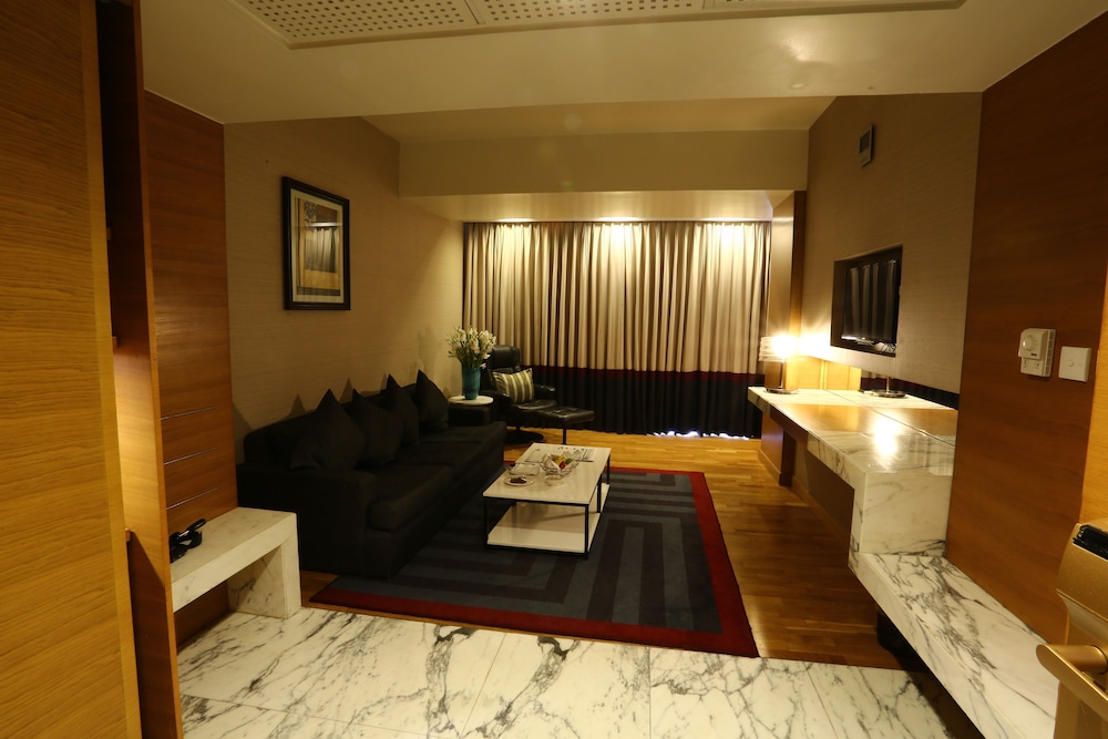 Executive Suite, 1 Bedroom, Non Smoking, Bathtub