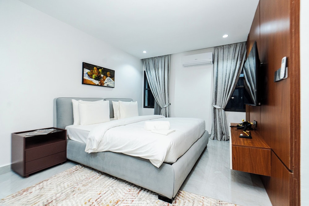 Superior Apartment