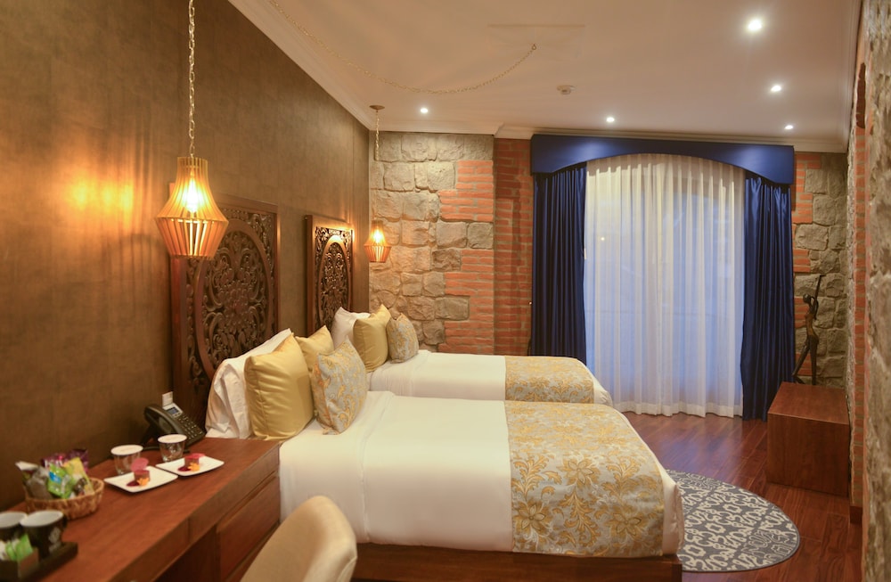 Premium Twin Room photo 2