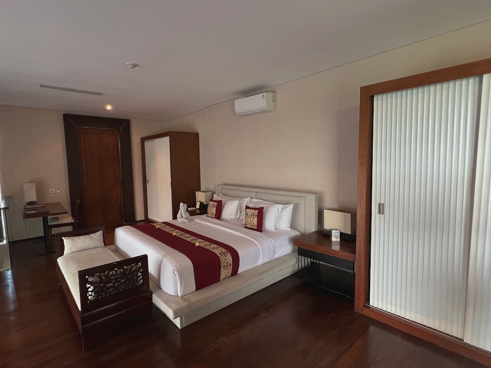 One-Bedroom Villa