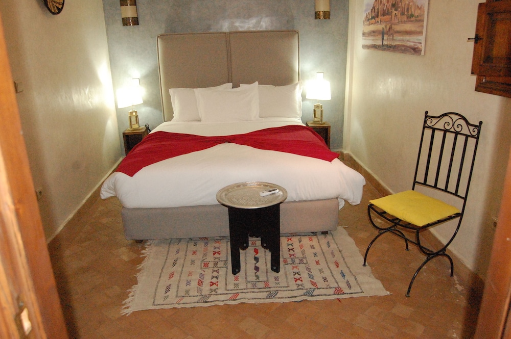 Double Room - Photo 5