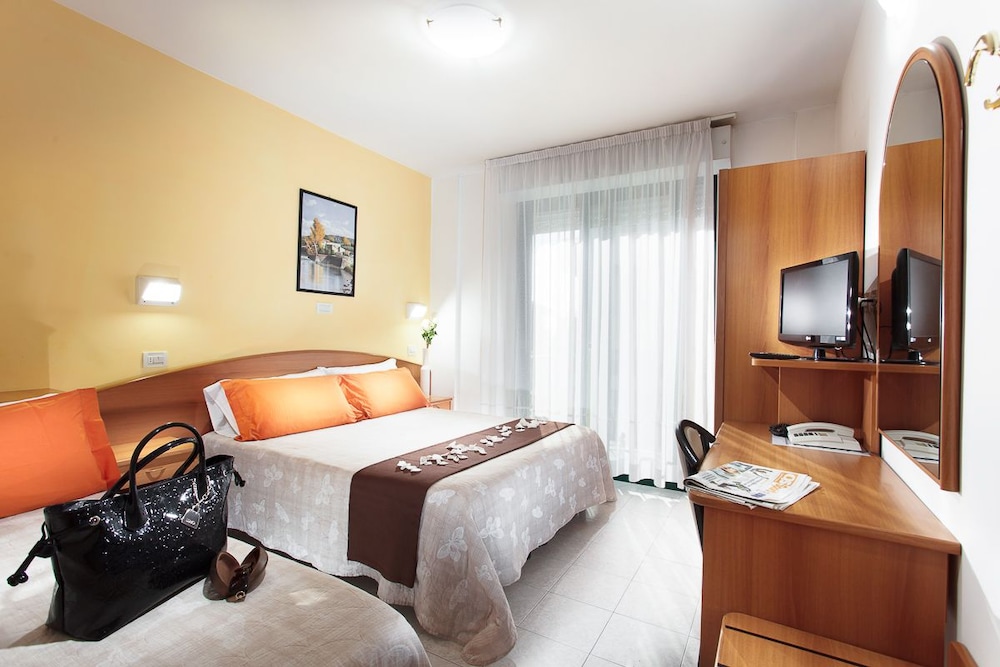 Triple Room photo 1