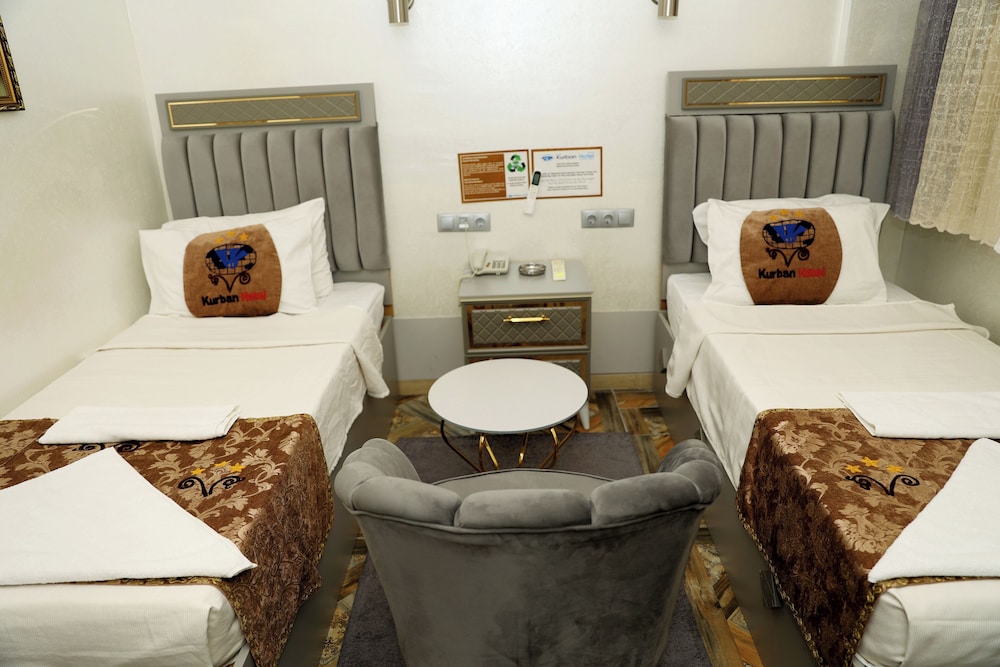 Basic Double or Twin Room, 2 Twin Beds photo 3