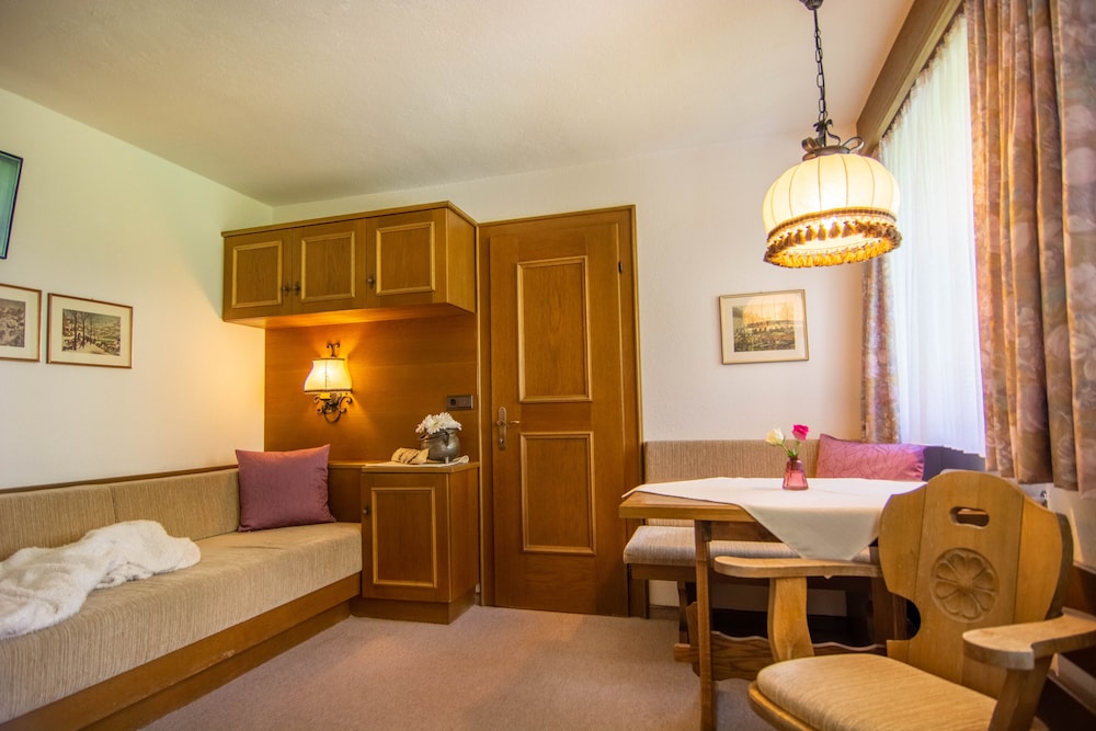 Classic Single Room photo 2