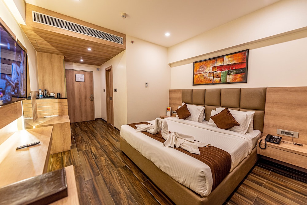 Executive Room - Photo 3