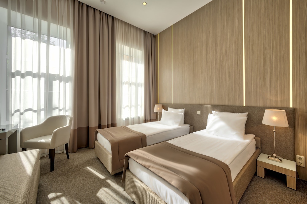 Standard Twin Room photo 2