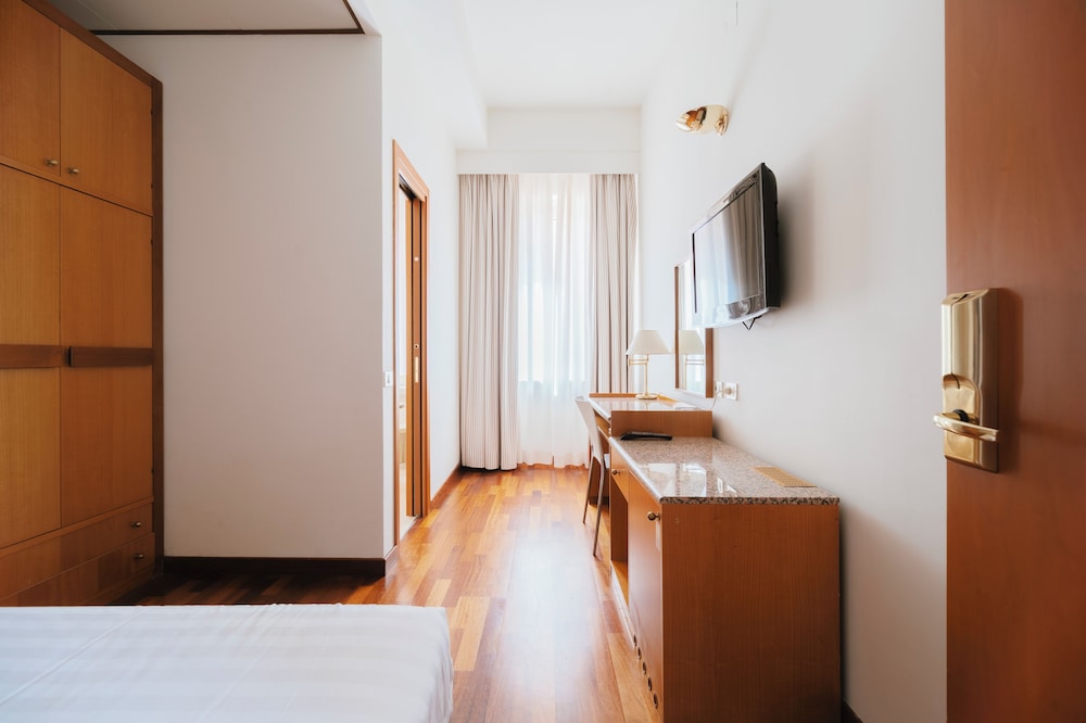 Basic Single Room photo 3
