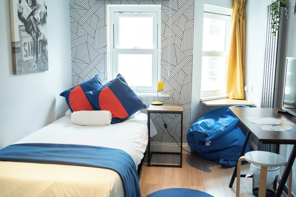 Basic Single Room photo 1