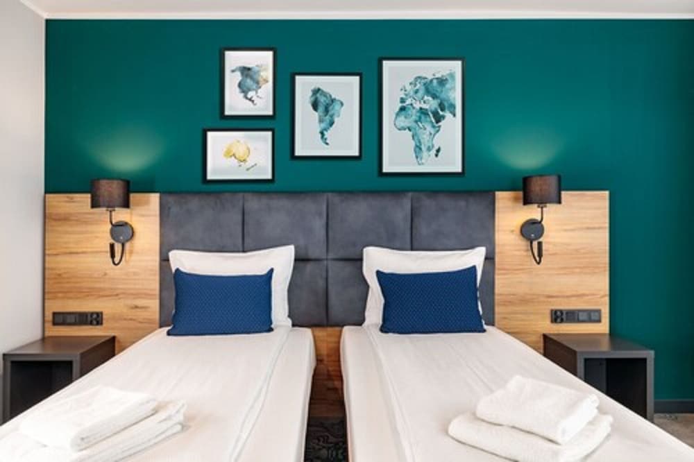 Executive Room, 2 Twin Beds - Photo 7