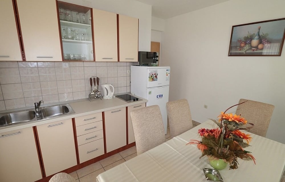 Apartment (JoviZe - free parking - A6(2+2))