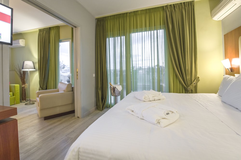 Suite, 1 Bedroom, Terrace, City View