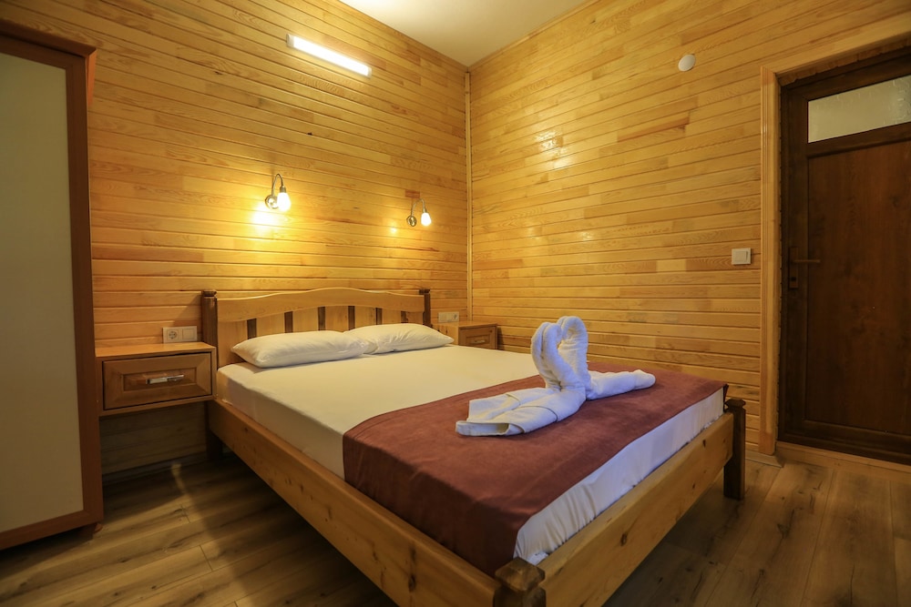 Standard Double Room, 1 Double Bed, Courtyard View, Garden Area