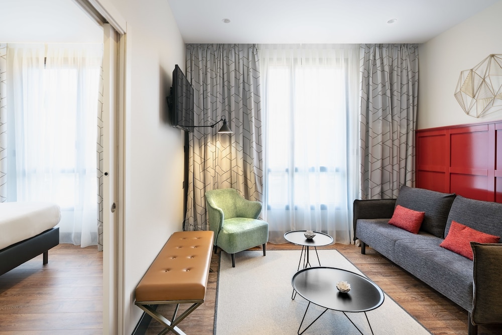 Junior Suite, River View (Single use) - Photo 3