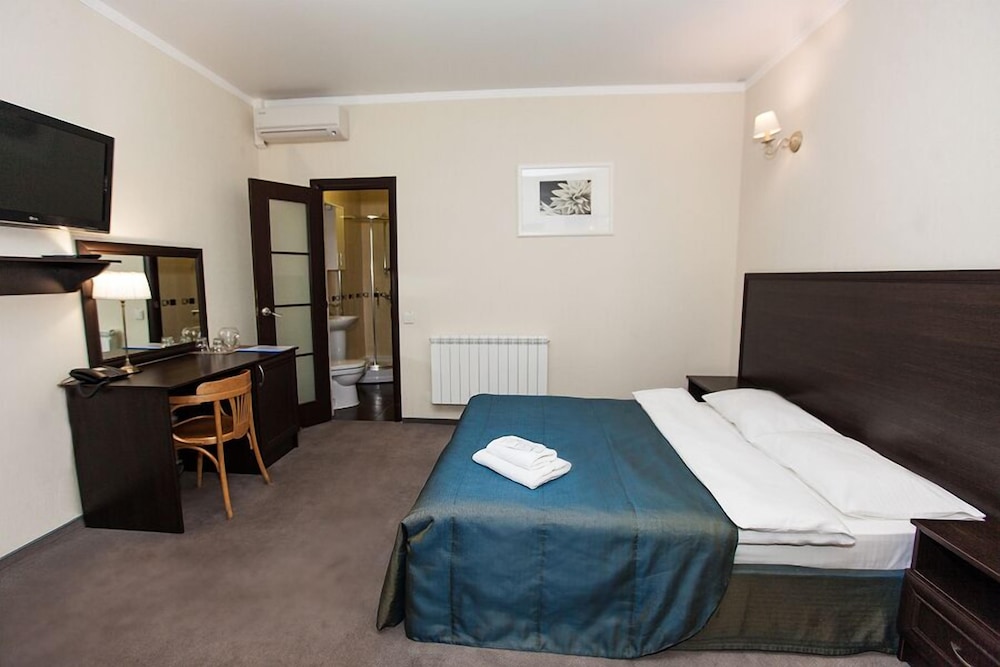 Economy Double Room, 1 Double Bed, Non Smoking, City View