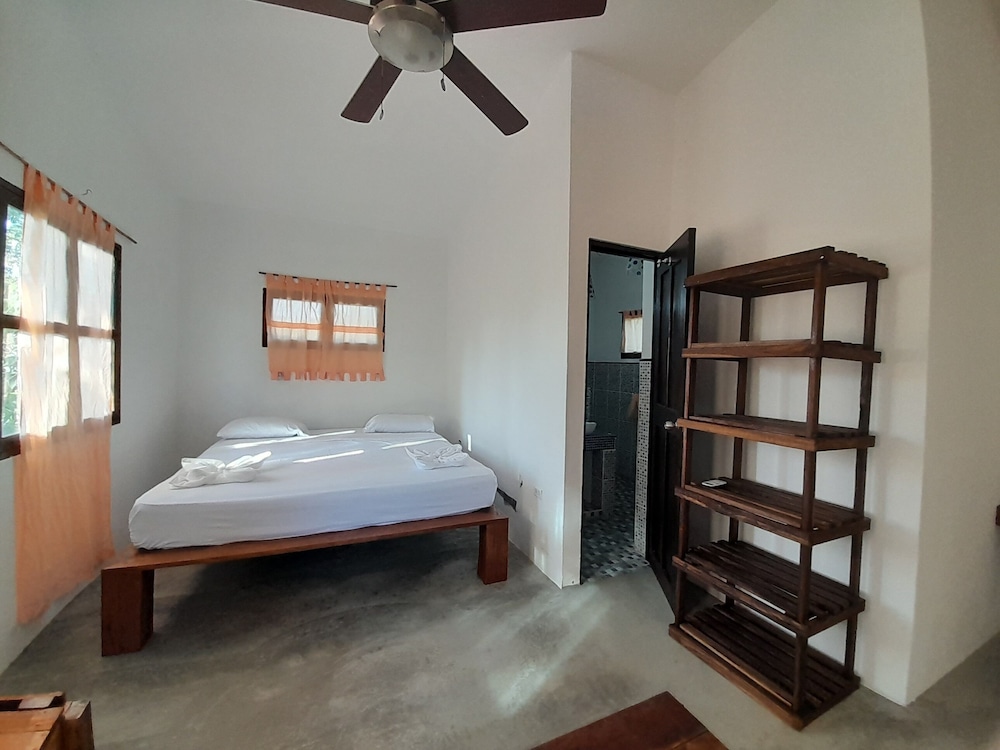 Villa photo 2