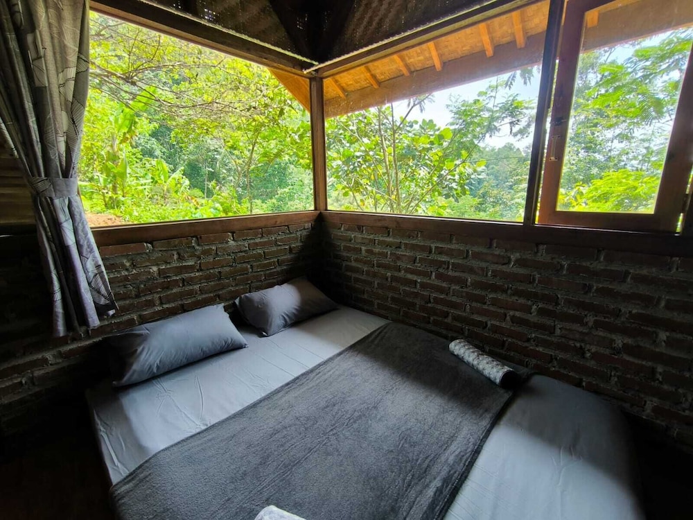 Family Cabin, Balcony, Valley View photo 1
