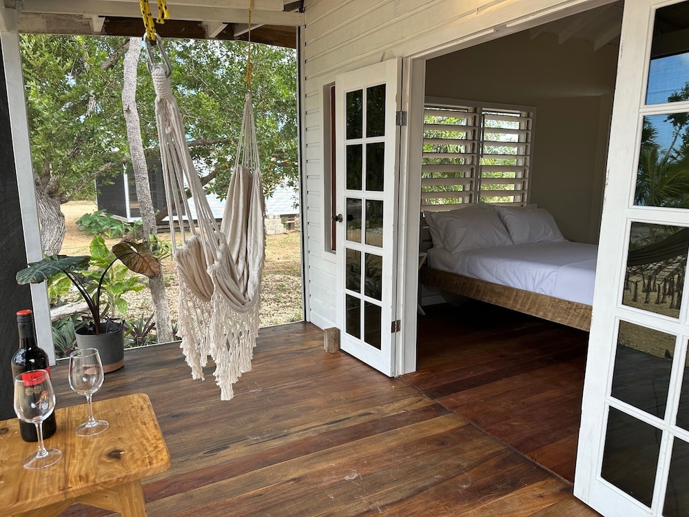 Design Cabin, 1 Queen Bed, Sea View photo 2
