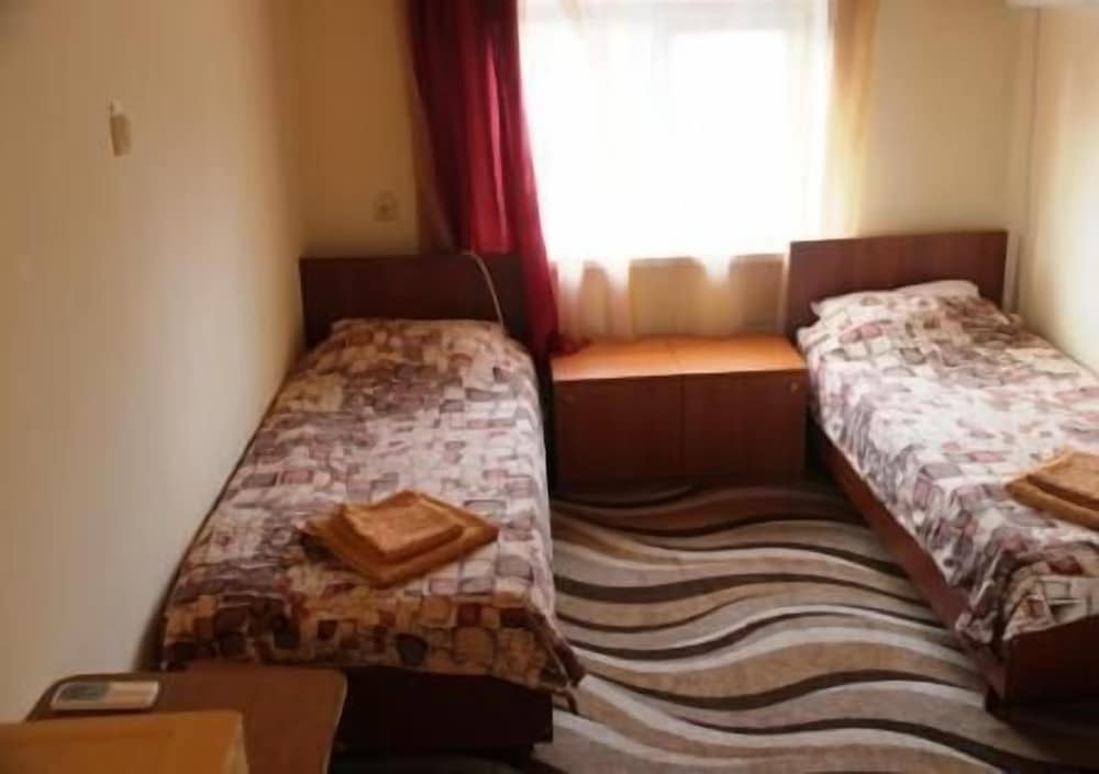 Standard Double Or Twin Room photo 3