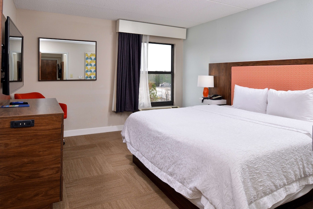 Suite, One King Bed, Non-Smoking - Photo 2