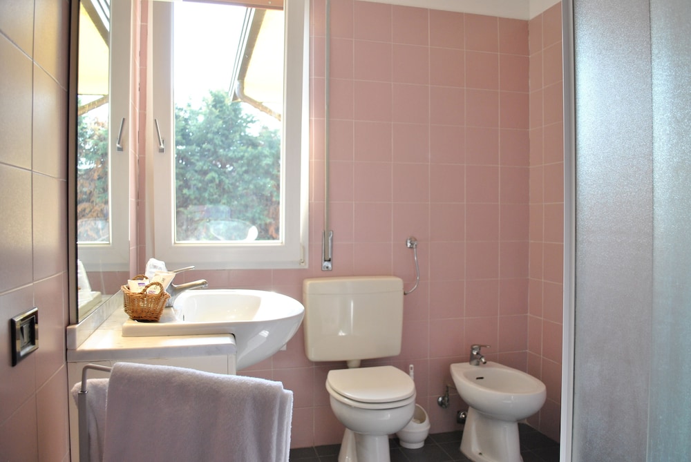 Comfort Double Room - Photo 2