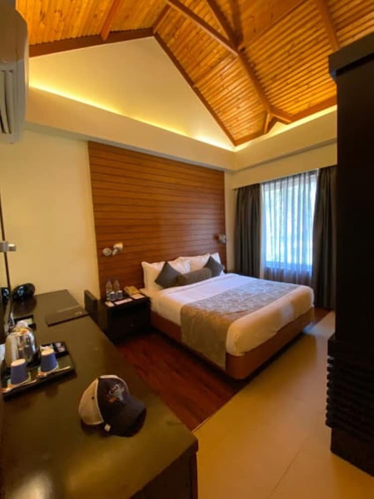 Royal Suite photo 2