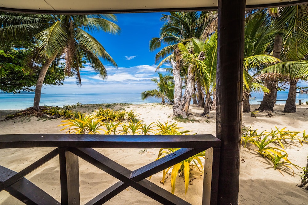 Beach Front Family Room photo 4