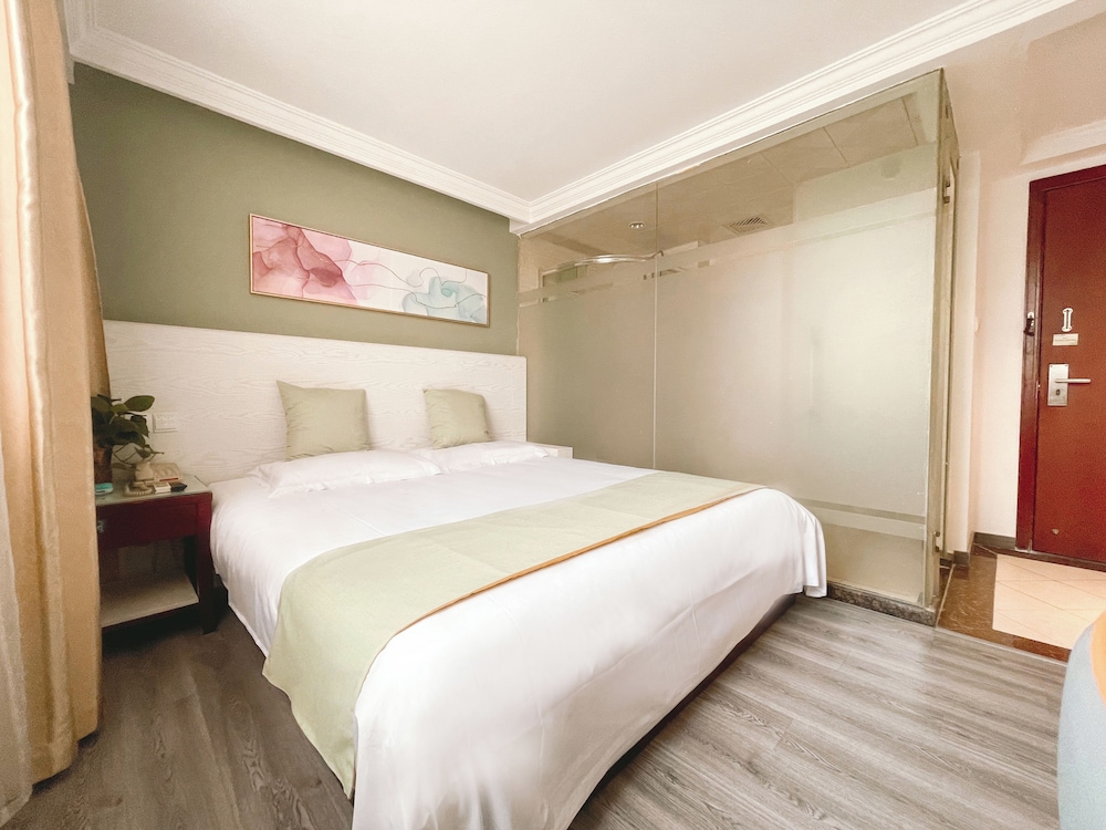 Economy Double Room photo 3