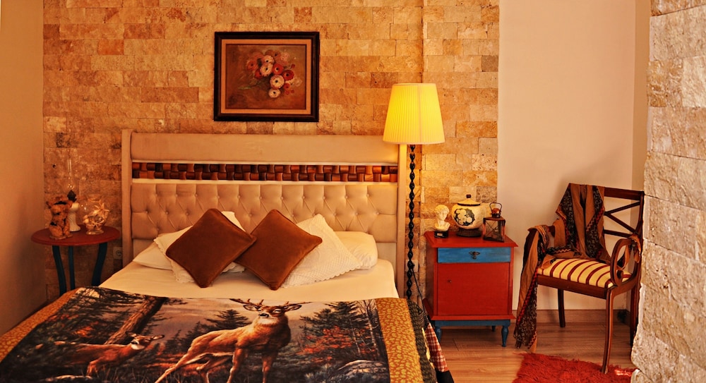 Standard Double Room, Garden View