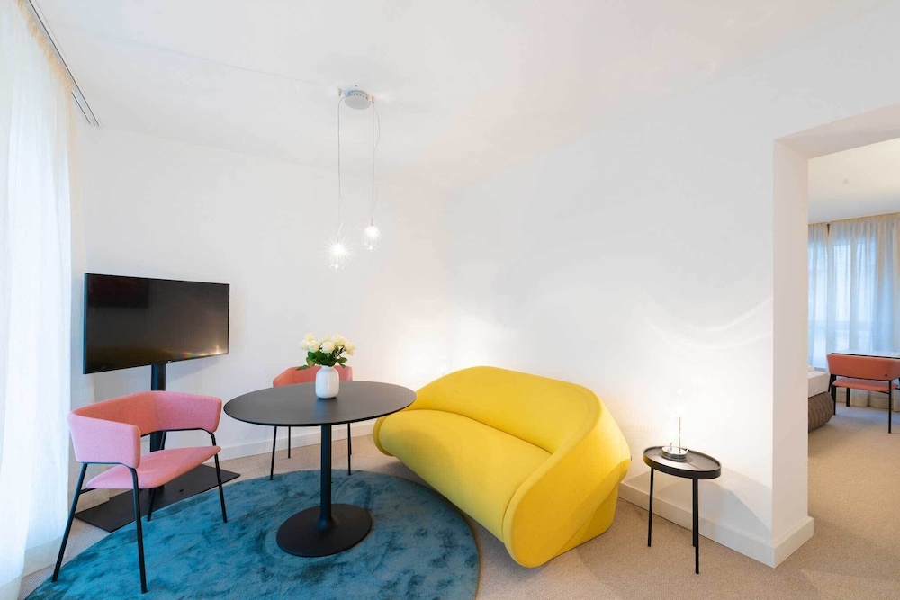 Comfort Apartment, 1 Queen Bed with Sofa bed