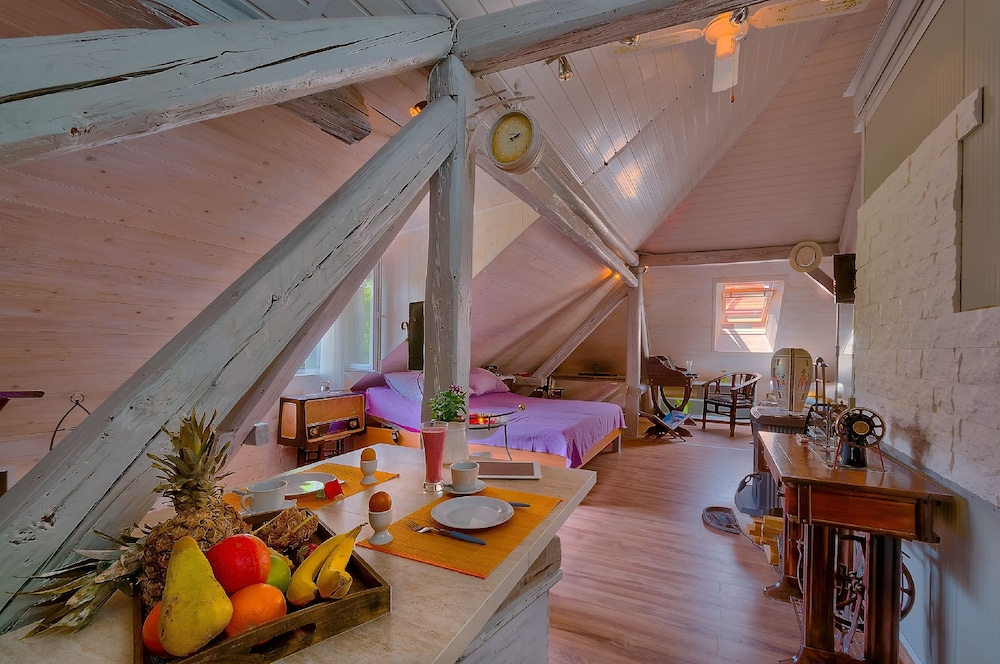 Rustico Suite, City view
