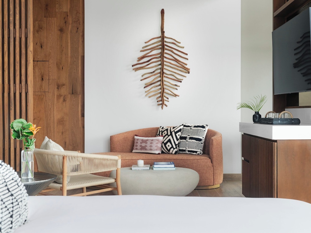 Studio, 1 King Bed, Ocean View (Spa)