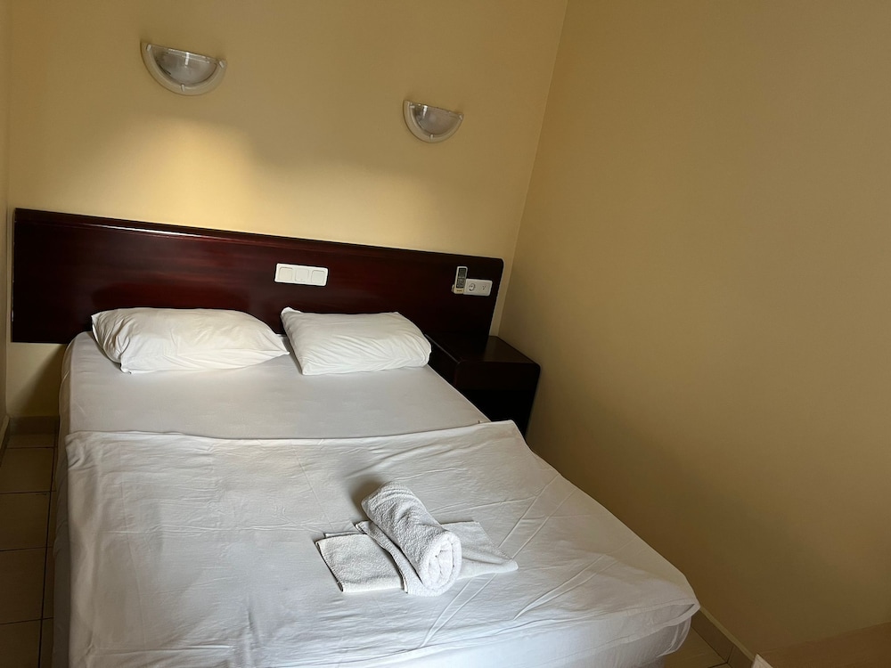 Basic Double Room