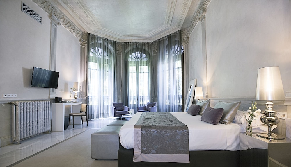 Junior Room - Photo 1