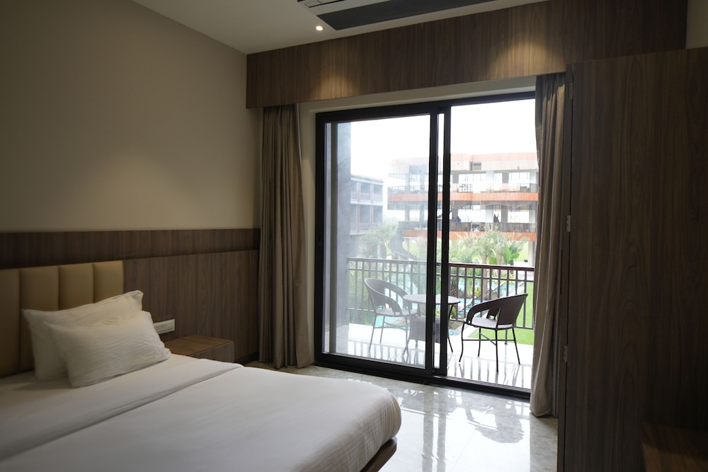 Premium Room - Photo 5